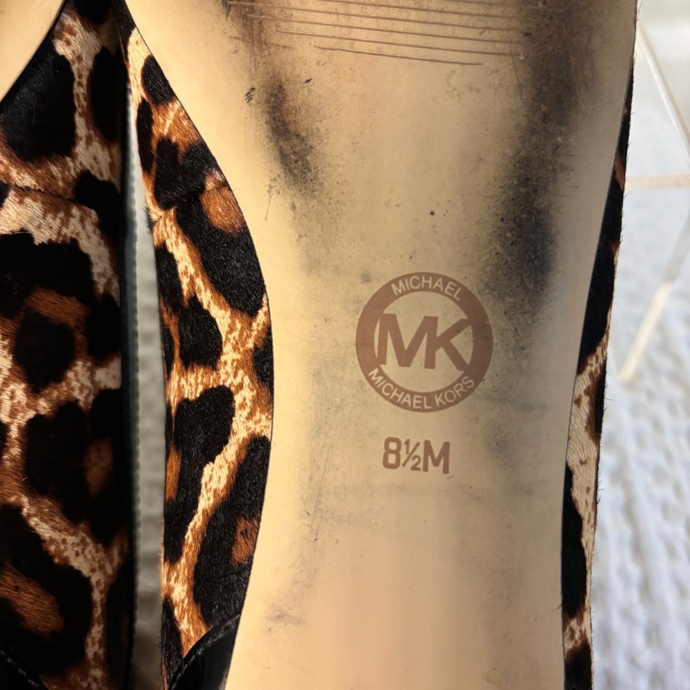 Michael Kors Brena Leopard Calf Hair T-Strap Pointed Toe Flats 8.5 - Picture 8 of 10